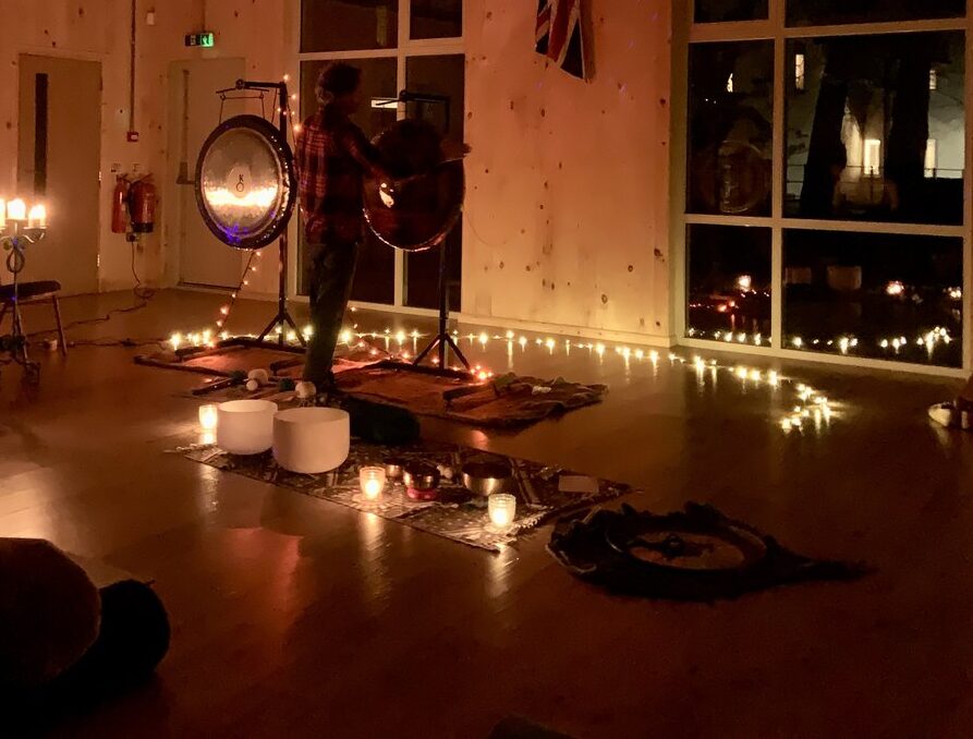 Sound Baths and Meditation - Corporate wellbeing events - retreats