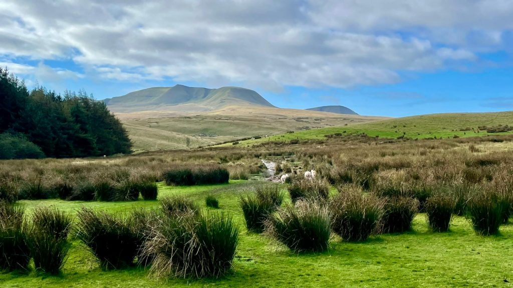brecon beacons mountain range