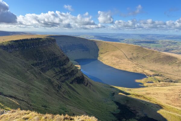 picture of lake in Brecon Beacons - corporate wellness events
